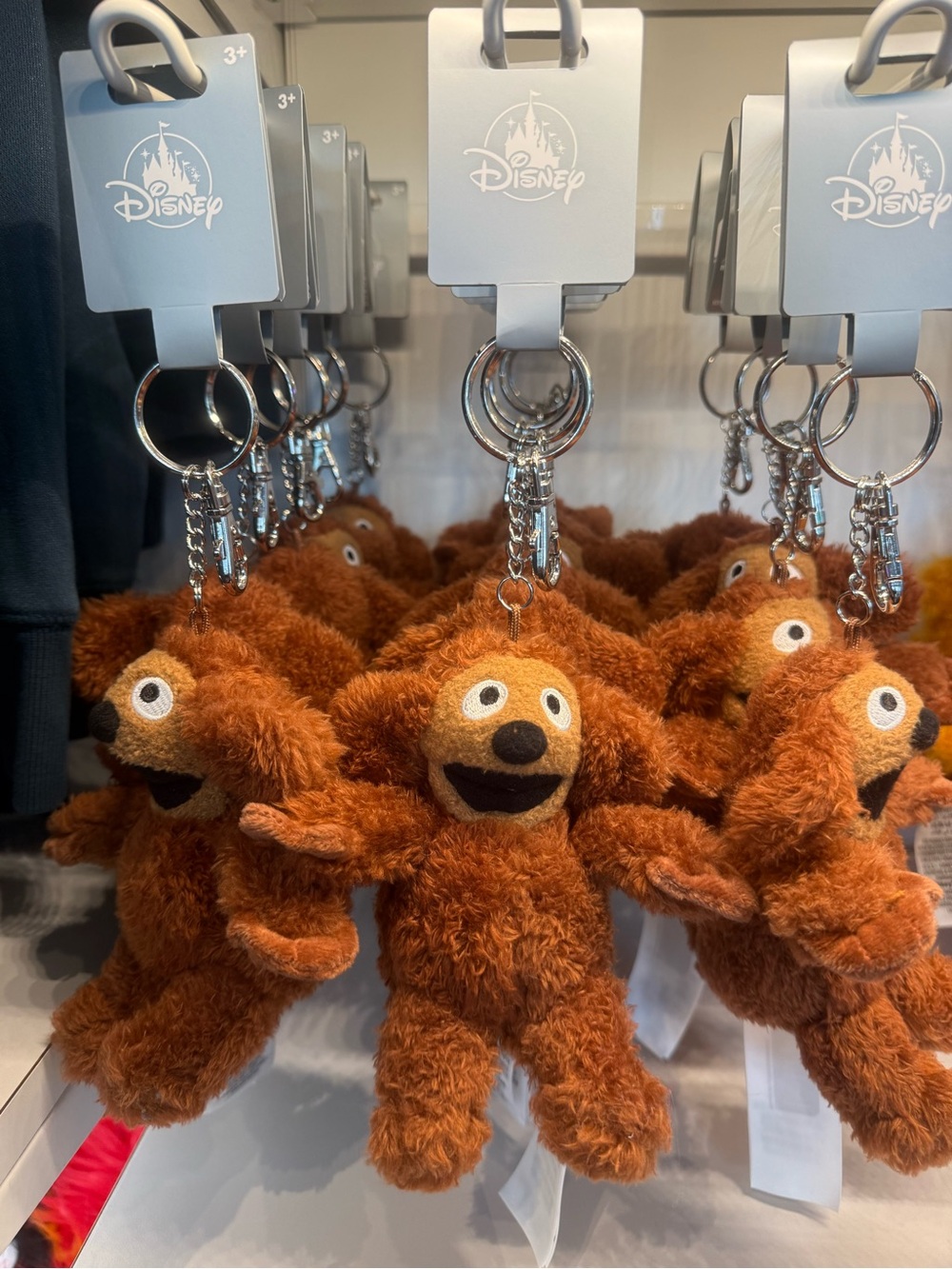 NWT 🏷️ | Disney Parks |MUPPETS|Disney Brown Fuzzy Bear Keychain Plush